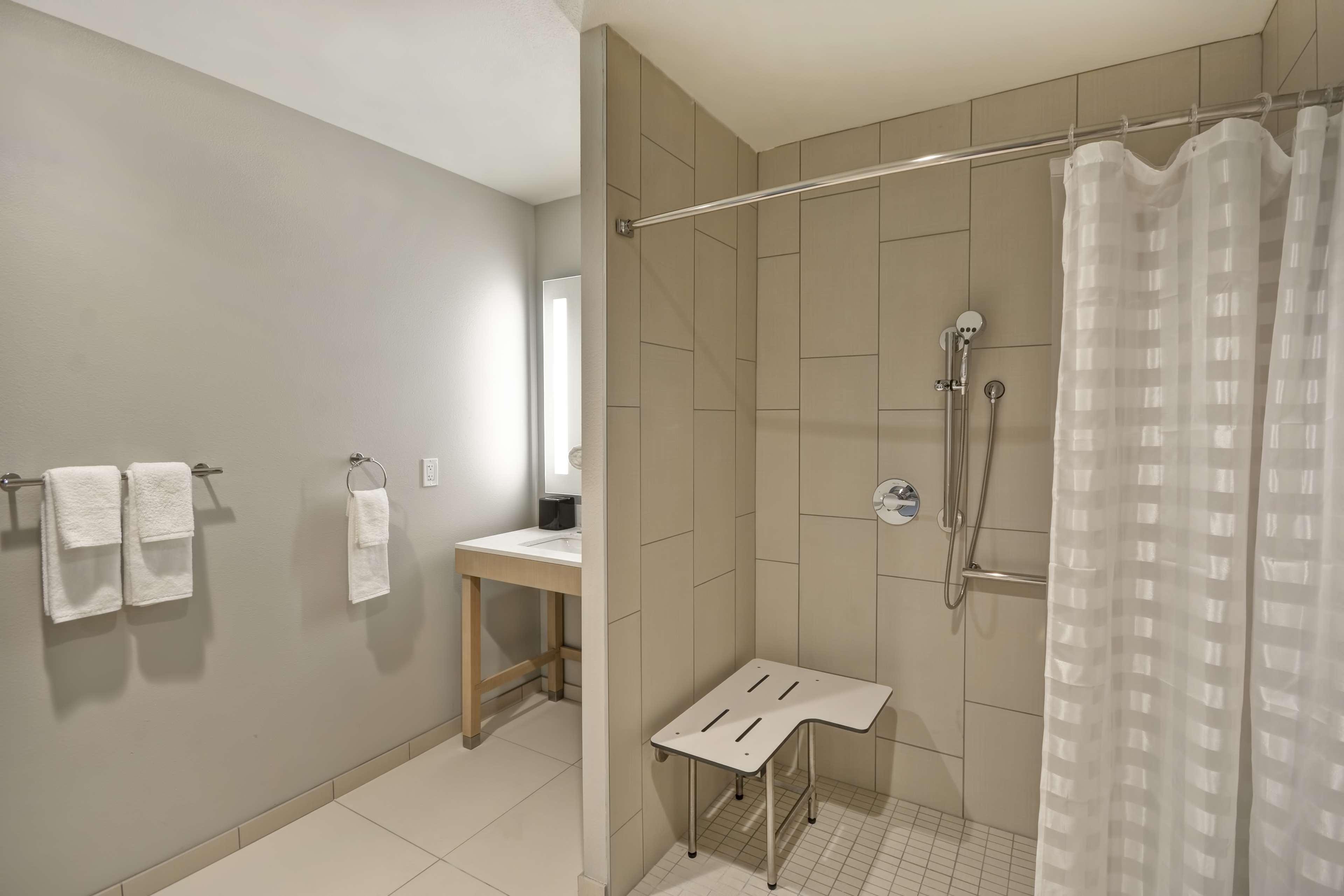 Hyatt Place Fresno Extérieur photo