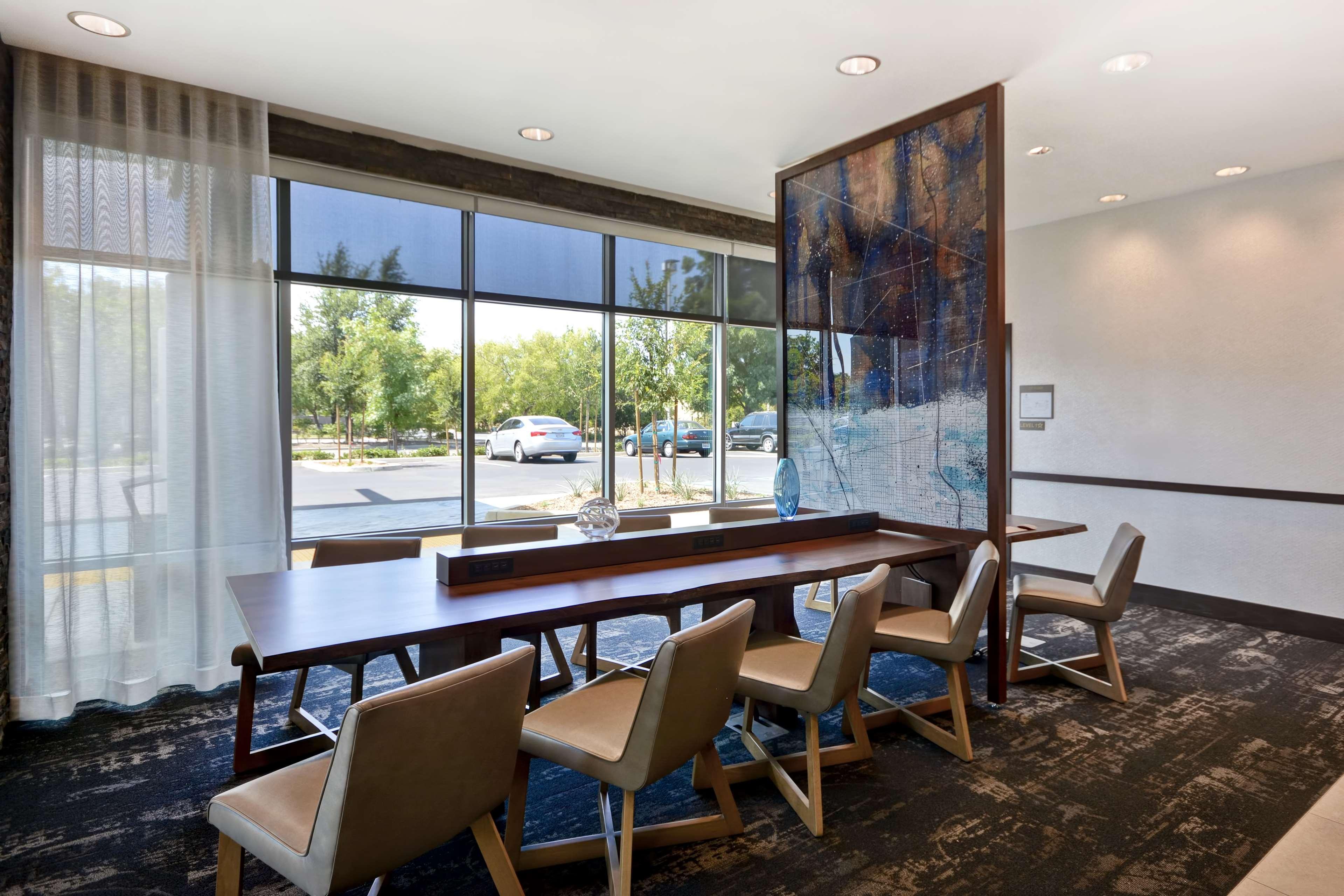 Hyatt Place Fresno Extérieur photo